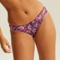 Culotte Mûre LUCCIA SWING -Soutiens-gorge Soldes BL02459 9D6 WEB 1 2d02878e 92bb 4161 87dc f6b37df92b34