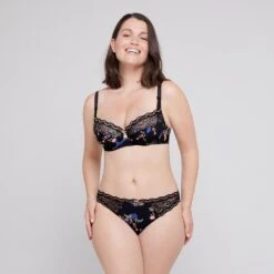 Culotte Noire Gold LUCCIA TWIST 9 Culotte Noire Gold LUCCIA TWIST -Soutiens-gorge Soldes BL02609 9N5 WEB 3 ef79f8b5 1e39 4e06 8222 67f4bdb86421