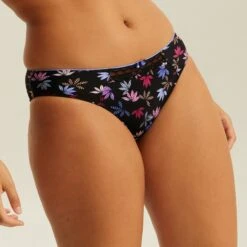Slip Khol SYDNEY JAVA -Soutiens-gorge Soldes BL02663 9N9 WEB 1 a5ae20a1 bdf0 4c83 8315 2a71ff3721ad