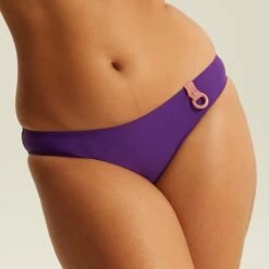 Culotte De Bain Violet MADDELANA -Soutiens-gorge Soldes BS02416 082 WEB 1 fc9d631d f9f2 47d3 8942 25de1a49ddd7