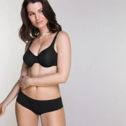 Slip Noir Livorne 9 Slip Noir Livorne -Soutiens-gorge Soldes CL02875 030 WEB 3 339834a2 0098 4c5a affe f9b8b19b1bc1