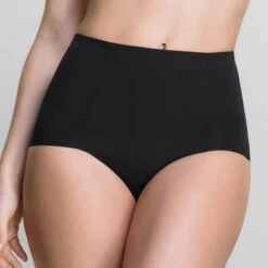 Culotte Noir Livorne -Soutiens-gorge Soldes CL03875 030 WEB 1 2083be10 1a39 4dcf b7d1 27fc4f5bed07