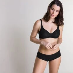 Soutien-gorge Sans Armatures Noir Livorne 9 Soutien-gorge Sans Armatures Noir Livorne -Soutiens-gorge Soldes CL11875 030 WEB 3 04335734 1b22 4db1 a64d 5c5c1ba71f0f